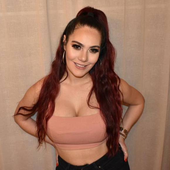 Meet your Posher, Lorraine - Picture 1 of 1